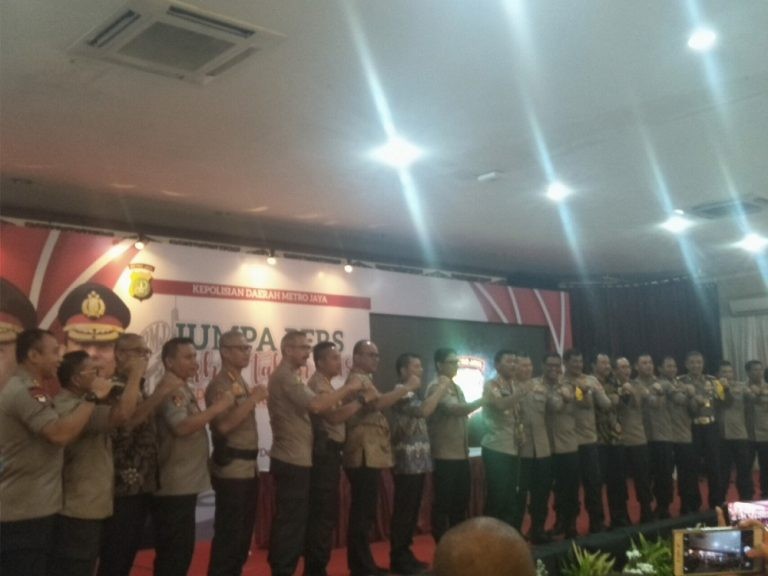 Polda Metro Jaya Turunkan 20 Ribu Personel untuk Pengamanan Malam Tahun Baru