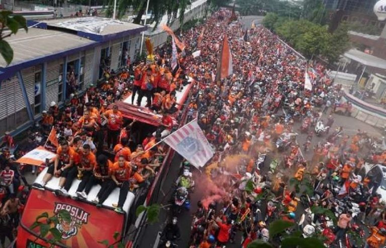 Gelar Perayaan Juara, Bos Persija Persembahkan Untuk Jakmania