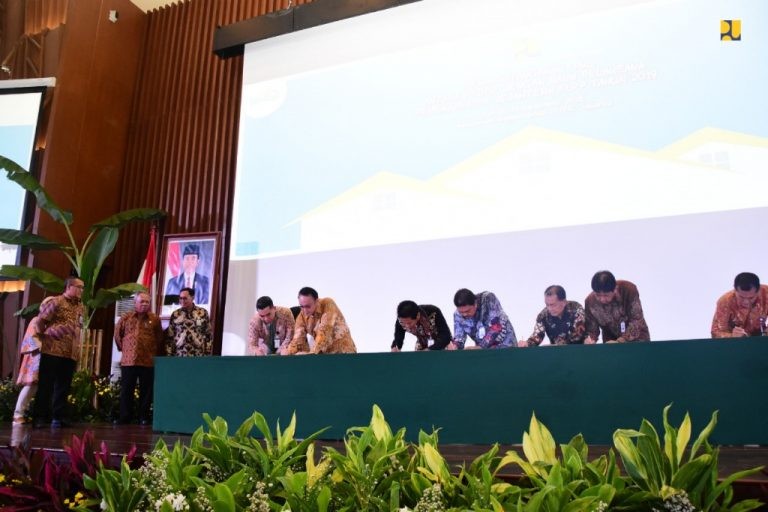 PUPR Teken PKO dengan 25 Bank Penyalur KPR FLPP