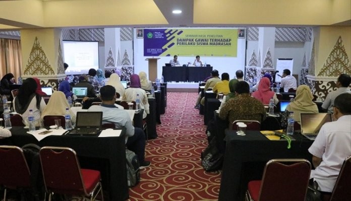 Hasil Penelitian, Pelajar Gunakan Gawai Untuk Hal Positif