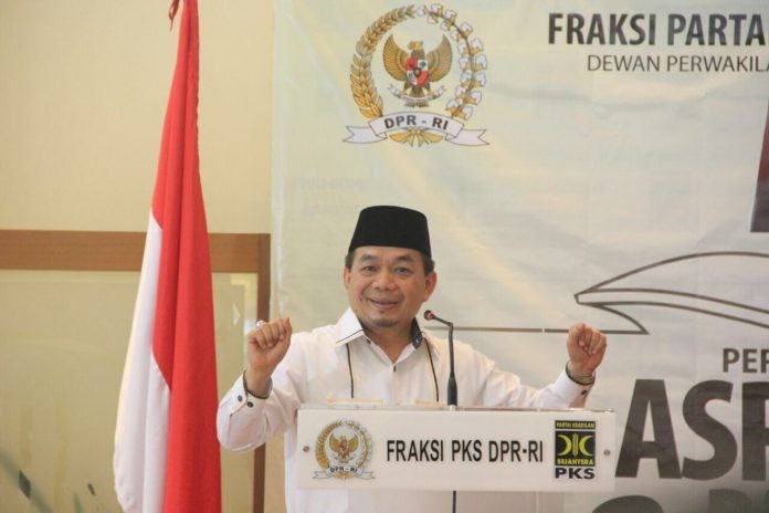 Rupiah Terus Anjlok, Pemerintah Jangan Anggap Enteng