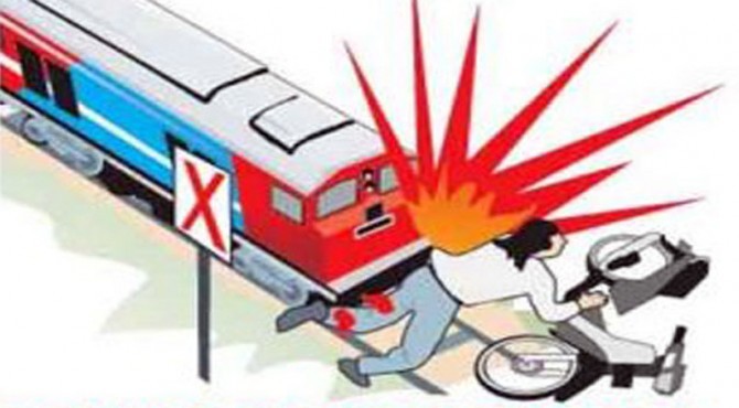 Pemotor Tewas Tertabrak Kereta