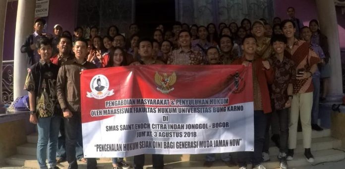 Perkenalkan Ilmu Hukum Ke Anak SMA, FH UBK Dipuji