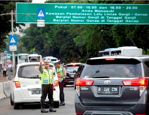 Terap Ganjil-genap Jelang Asian Games, IPW: Itu Berkah di Tengah Masalah
