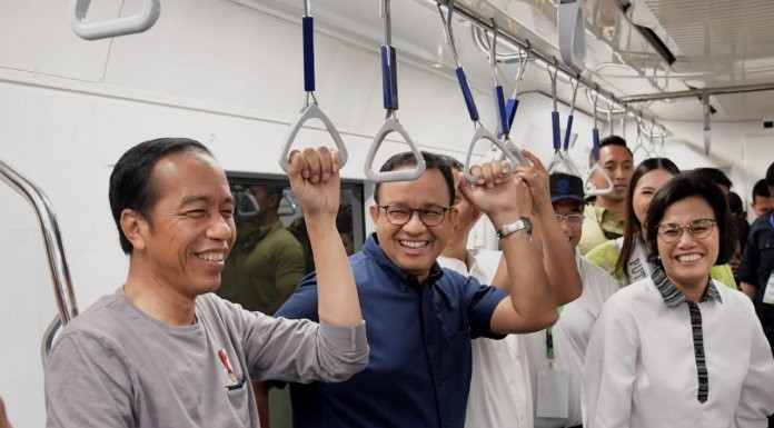 Jokowi: Rawat dan Jaga MRT Kita