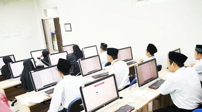 Ribuan Guru Madrasah Ikuti Uji Pengetahuan PPG dalam Jabatan