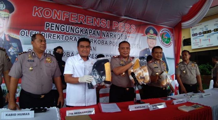 Polresta Banjarmasin Bekuk 2 Kurir 5 Kg Sabu