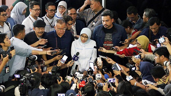 Plt Direktur Utama PT PLN (Persero) Sripeni Inten Cahyani Di Panggil Komisi VII DPR