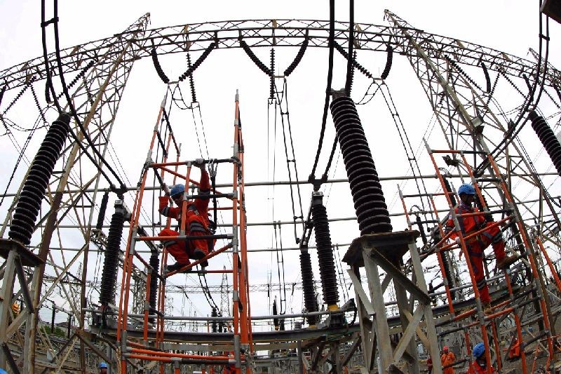 Gaji Karyawan Dipangkas Bayar Kompensasi, Pengamat: Emang PLN Nggak Punya Uang Lagi?