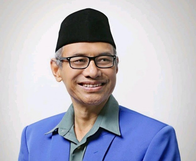 SAATNYA BERWUKUF