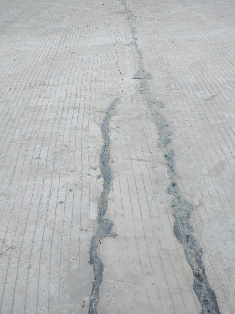 Coran Jalan Babelan Retak dan Patah, Bupati Didesak Putus Kontra Kontraktor