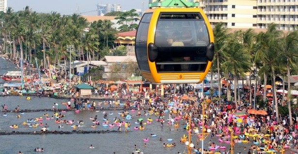 Tanpa Izin, Aparat Amankan Pengunjuk Rasa Depan Gerbang Ancol