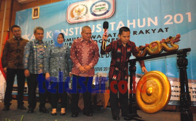Sekjen MPR Ma'ruf Cahyono Resmikan Pekan Konstitusi 2019