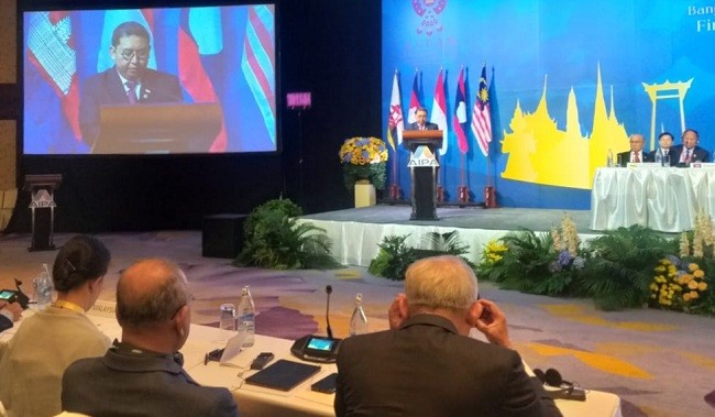 Di Parlemen ASEAN, Fadli Zon Perjuangkan Penyelesaian Krisis Rohingya