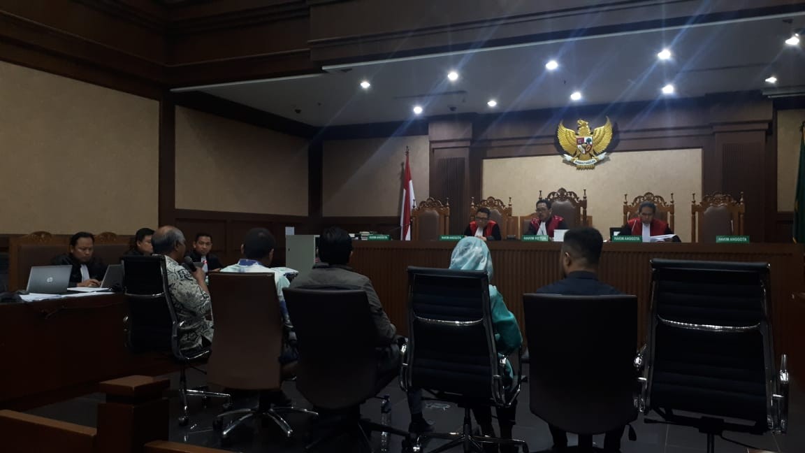 Direktur Keuangan PT IAE Akui Bowo Sidik Terima Rp 8 Miliar Dalam Amplop