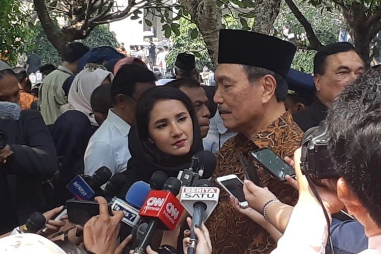 LBP Sebut Habibie Demokrat Sejati