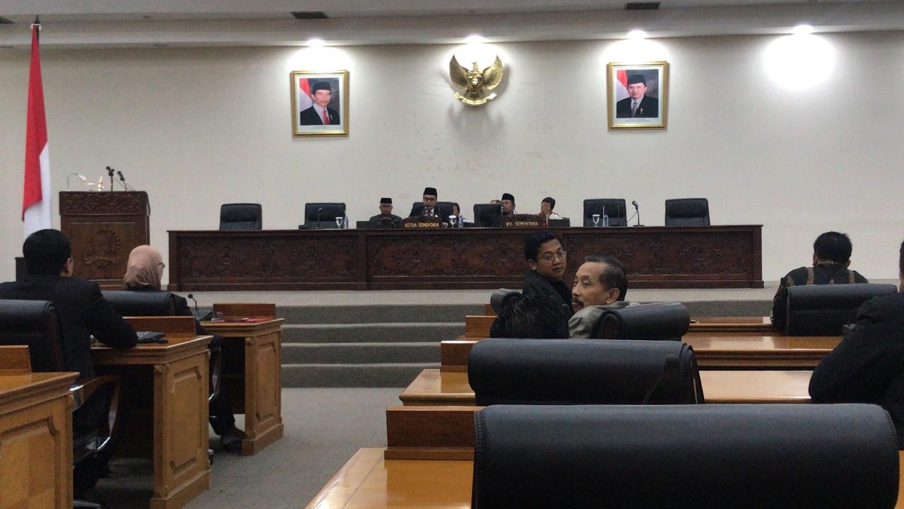 Tujuh Fraksi Resmi Dibentuk, NasDem Masih Nunggu Rekom