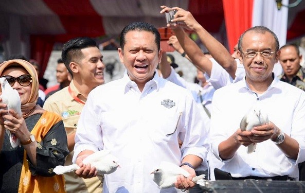 Buka Pameran dan Lomba Burung, Bamsoet Ingatkan Jaga Kelestarian Satwa
