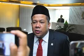 Soal Karhutla, Fahri Hamzah Minta Presiden Bersikap Tegas