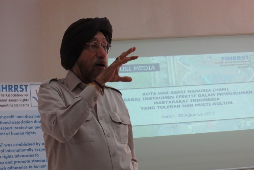 HS Dillon, Tokoh HAM Itu Meninggal Dunia