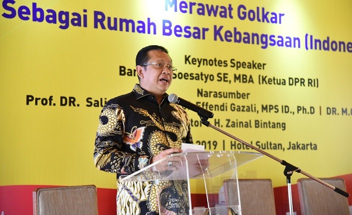 Ketua DPR RI Pertimbangkan Tunda Pengesahan RUU KUHP