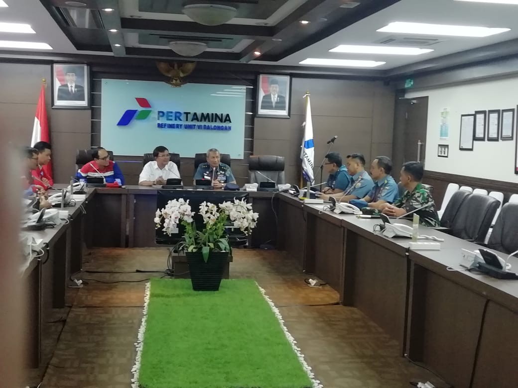 PUSHIDROSAL TNI AL DAN PERTAMINA RU VI BALONGAN TINGKATKAN KERJASAMA  PETAKAN PELABUHAN PERTAMINA  DAN  PERAIRAN BALONGAN JABAR