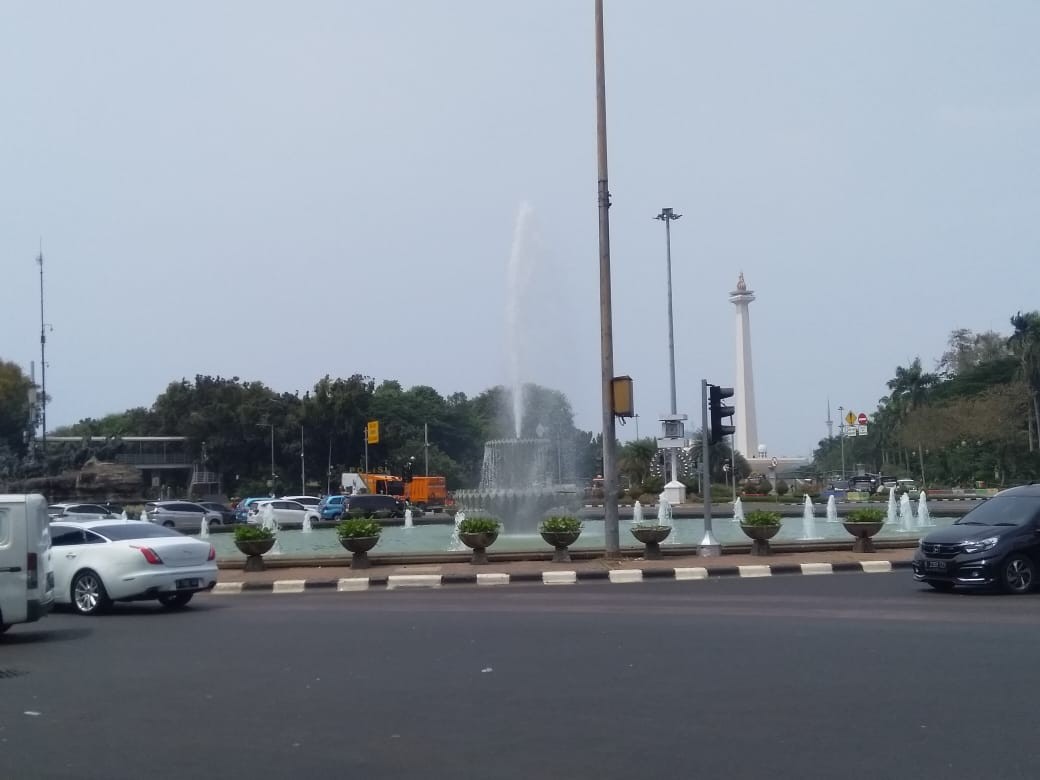 Usai Aksi Bubar, Jalan Sekitar Patung Kuda Mulai Lancar