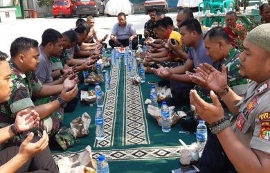 Tentara-Polisi Kabupaten Bekasi Mesra Peringati HUT TNI Ke-74