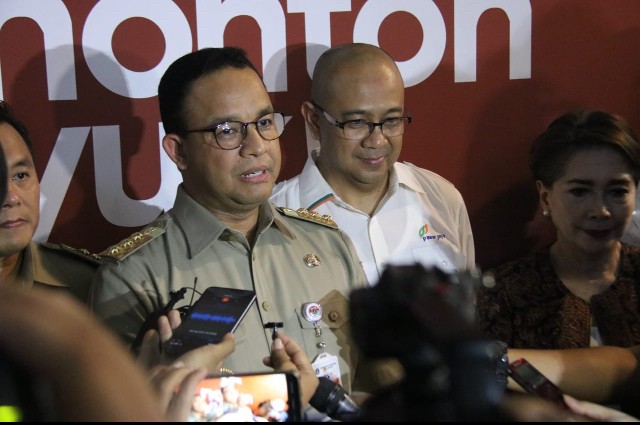 Gubernur Anies Dorong Pasar Jaya Perbanyak Bioskop Rakyat di Pasar-Pasar