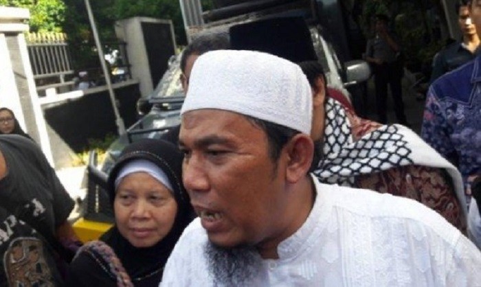Alasan Kesehatan, Sekjen PA 212 Minta Penangguhan Penahanan