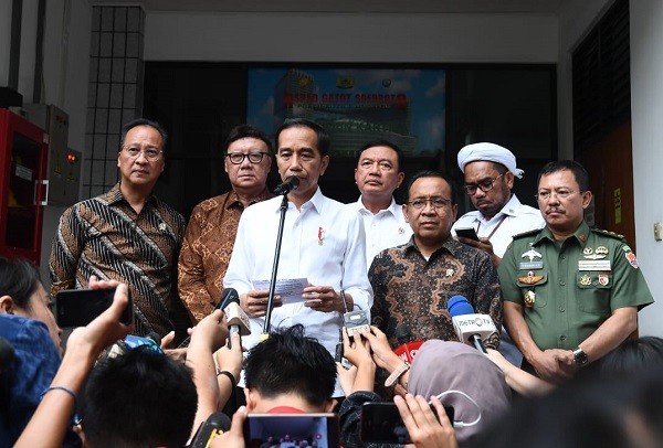 Jokowi: Usut Dan Tindak Tegas Pelaku Serangan Ke Pak Wiranto