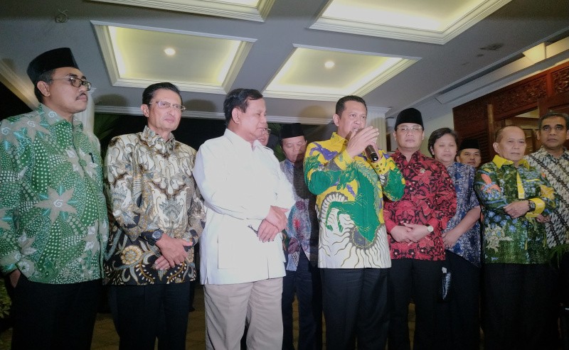 Bamsoet Sambangi Prabowo