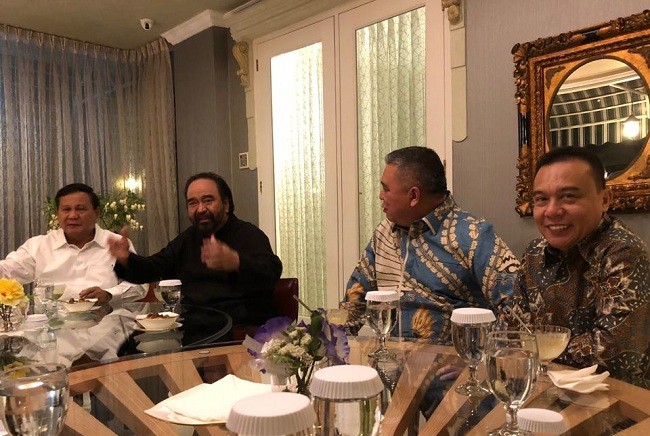 Datang Ke Rumah Paloh, Prabowo Gandeng Tiga Waketum