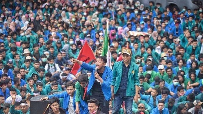 Ribuan Mahasiswa Gelar Aksi Depan Istana Negara