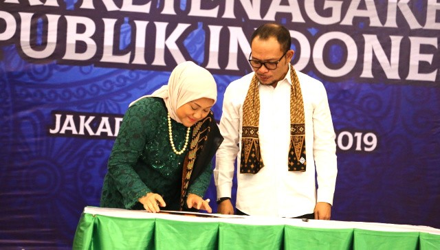 Serah Terima Jabatan Menakertrans