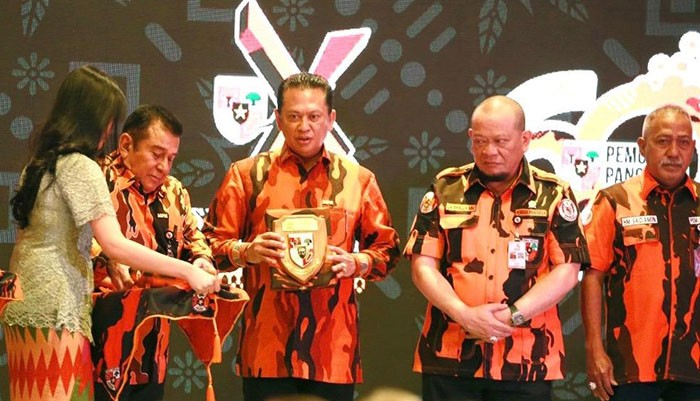 Ketua MPR Bambang Soesatyo Terima Penghargaan Yanda Satya Pemuda Pancasila