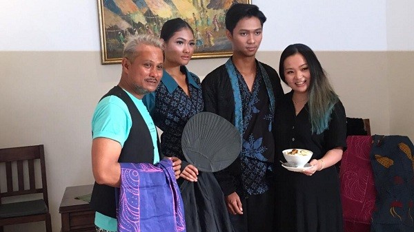 Pesona Batik Klampar Sudah Sampai Ke Laos, Kini Diperkenalkan Di Surabaya