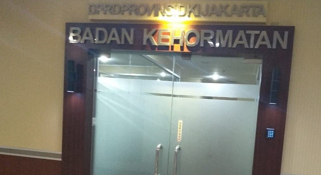 Kasus Anggaran Lem Aibon, William Terancam Kena Pasal 13 Ayat 2