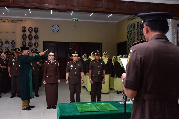 Raden Rara Mahayu Resmi Jabat Kajari Kabupaten Bekasi