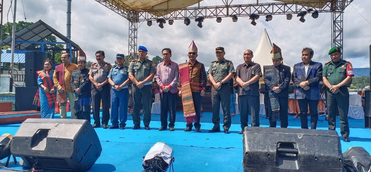 Event Multi Etnis Budaya Nusantara Jadi Ajang Hiburan Rakyat Di Danau Toba Parapat