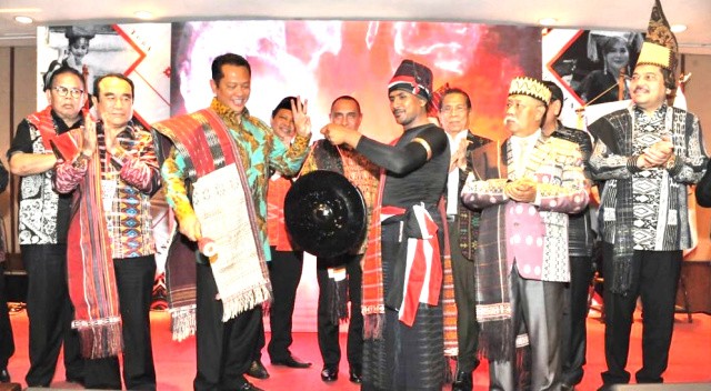 Bamsoet : Dukung Ulos Sebagai UNESCO World Intangible Cultural Heritage.