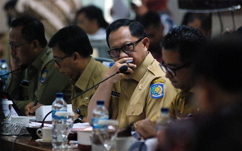 Mendagri Tito Raker Dengan Komite I DPD
