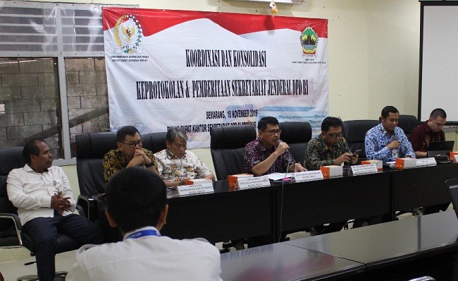Tingkatkan Kualitas Pegawainya, Setjen DPD RI Gelar Pelatihan Keprotokolan dan Penulisan Berita