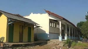 SMPN 02 Karang Bahagia Bekasi Ambruk, Sebagian Siswa Belajar di Laboratorium
