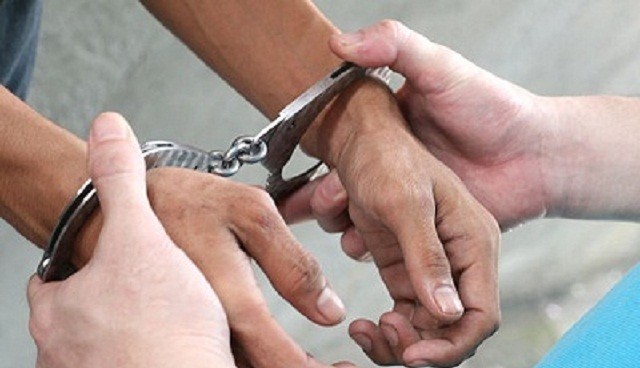 Simpan Ganja, Dua Pemuda Diborgol Polisi