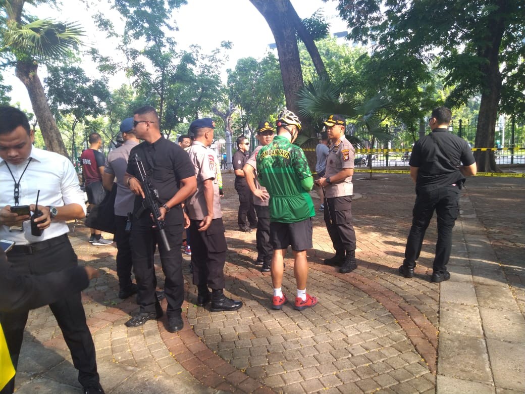 Ledakan Di Dalam Taman Monas
