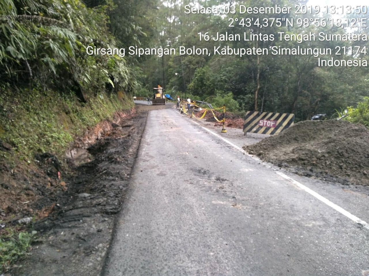 Bahu Jalan Jalinsum Parapat Yang Amblas Akan Dikeruk Bumi Karsa