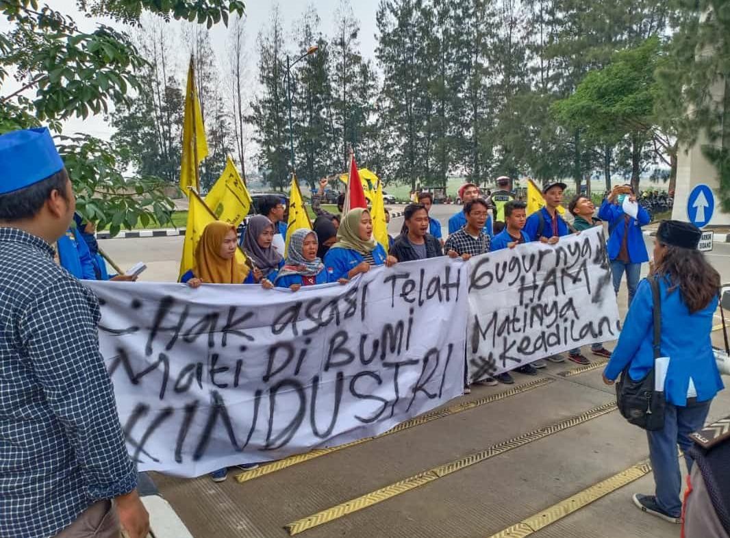 Peringati HAM di Pemkab Bekasi, PMII Pelita Bangsa Minta DPRD Selesaikan Kasus Pilar