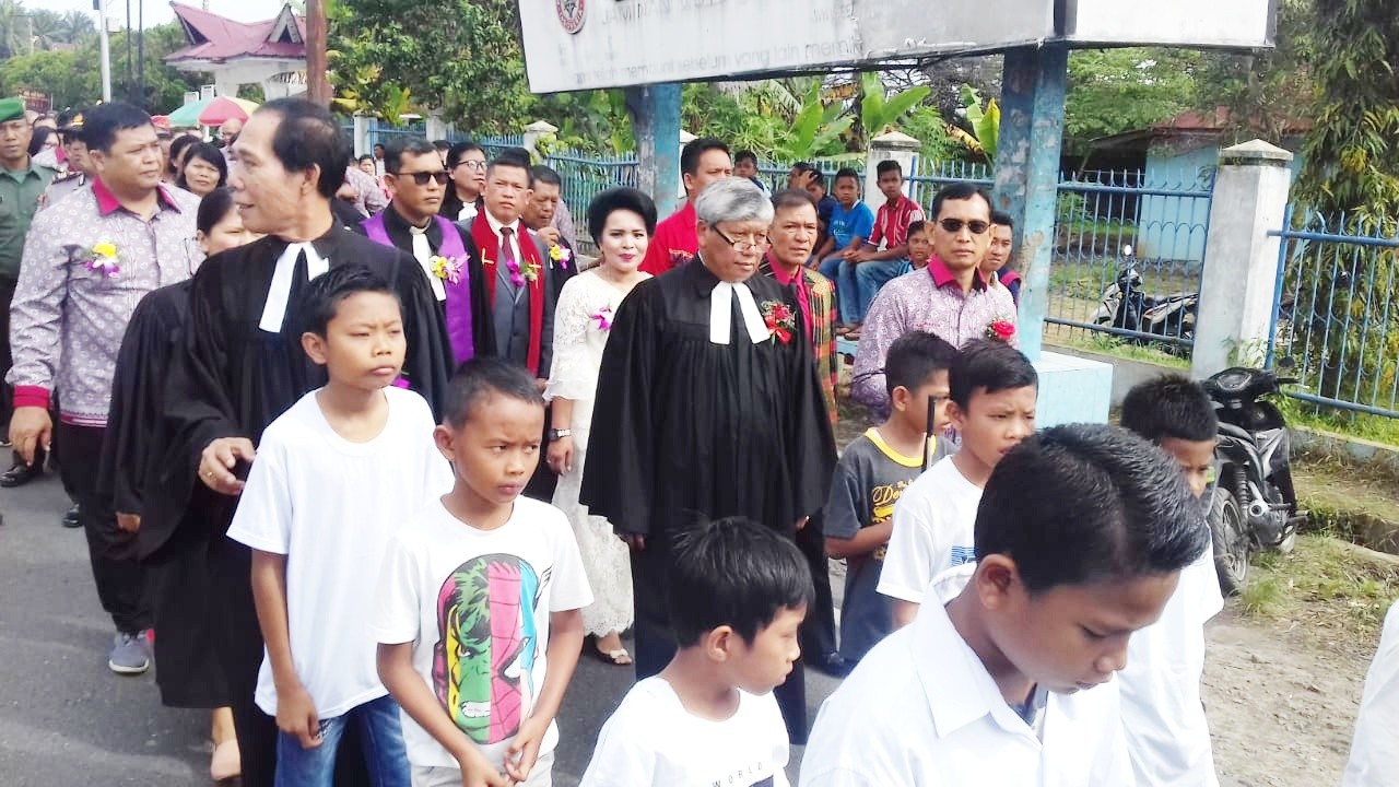 Ephorus Pimpin Perayaan Natal Pemkab Simalungun Bersama Masyarakat 
