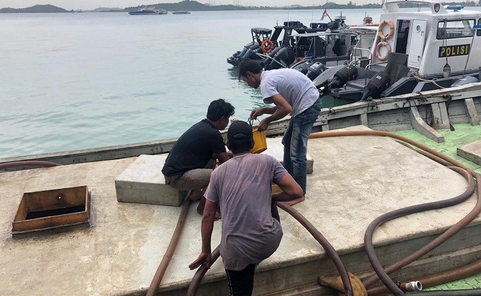 Satgassus Trisula Tangkap Dua Kapal yang Terlibat Perdagangan BBM Illegal
